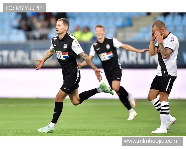 登博思与阿尔梅勒激战正酣比分直播实时更新精彩瞬间尽在掌握